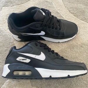 Nike Women Air Max 90 5.5 Y